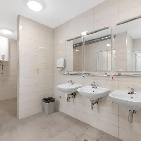 Shared In - Bunk Bed Auberge de jeunesse *